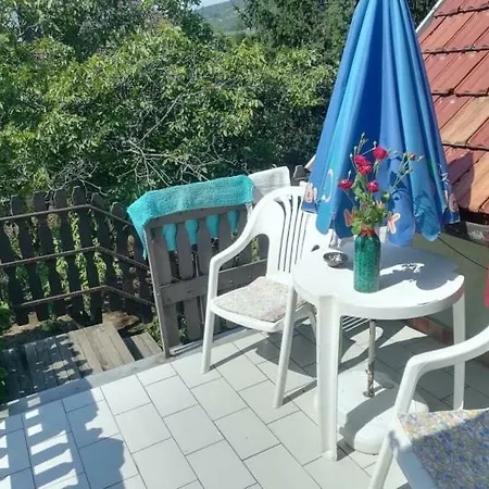 Apartment Leander Vendeghaz Balatonfured